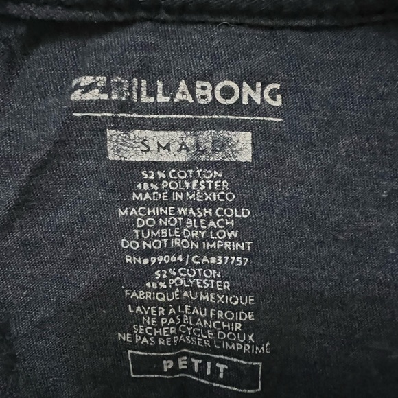 Billabong graphic T-shirt size small - Picture 2 of 2